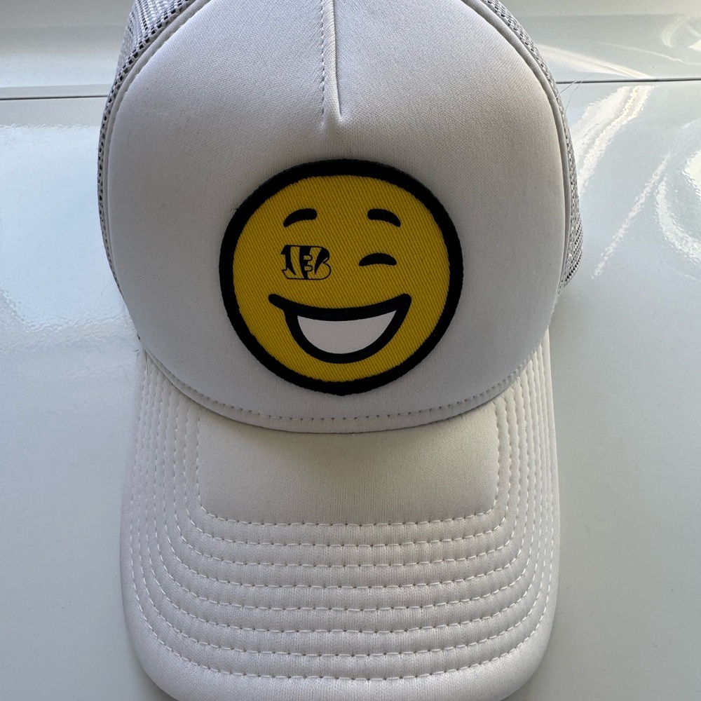 White Trucker Hat with Smiley Face